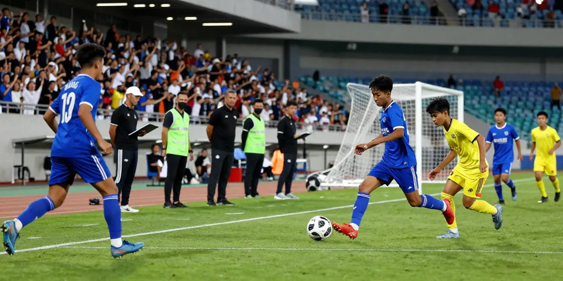 Spiele Fußball günstig kaufen – Jugendliche trainieren mit hochwertigem Mantom Ball im Stadion.
